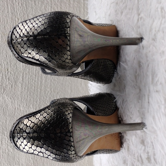 Via Spiga Gray Metallic Snake Embossed Leather Pointed-Toe Skinny Heel Shoe - Picture 7 of 16